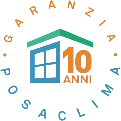 Logo "Garanzia 10 anni PosaClima" con finestra stilizzata.